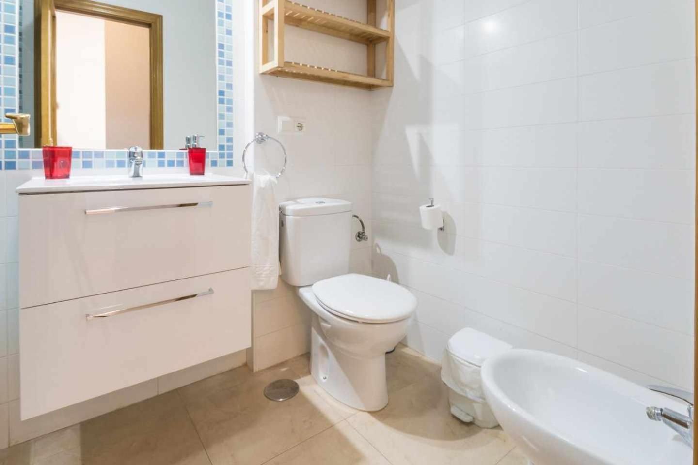 Apartamento Chimenea Playa - 2 Dormitorios Y Terraza 内尔哈 外观 照片